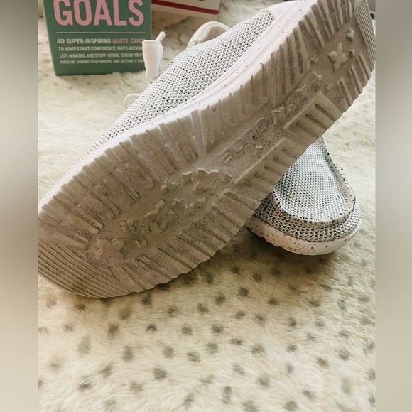 Hey Dude Wendy Sox Women's Casual Shoes, Stone White, Women's Size 6 - Picture 6 of 9